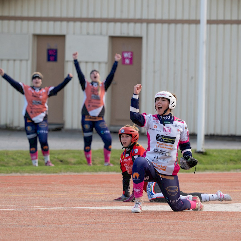 Kiira Turuselle 1 + 1 -vuotinen jatkosopimus!