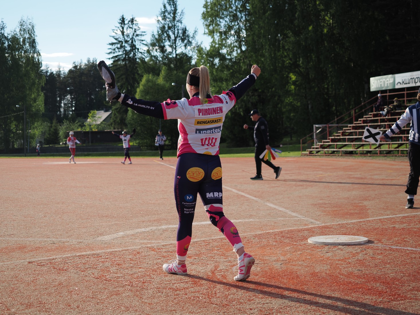 Amanda Piiroinen jatkaa Viinijärvellä!