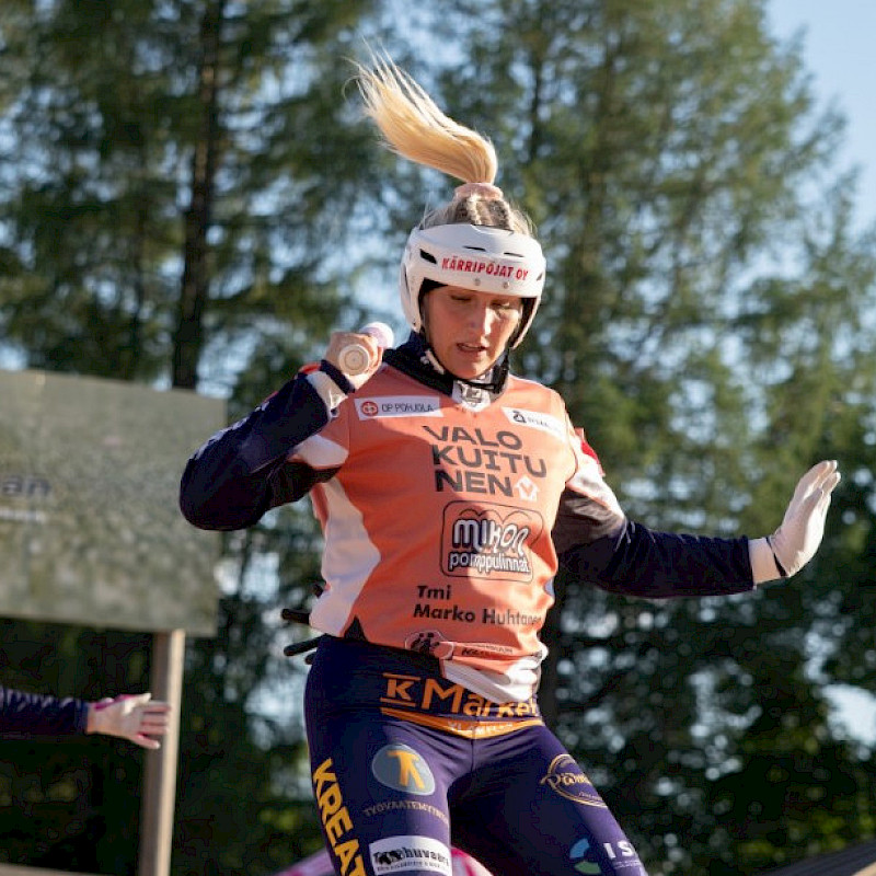 Aino Mononen jatkaa Viinijärvellä!